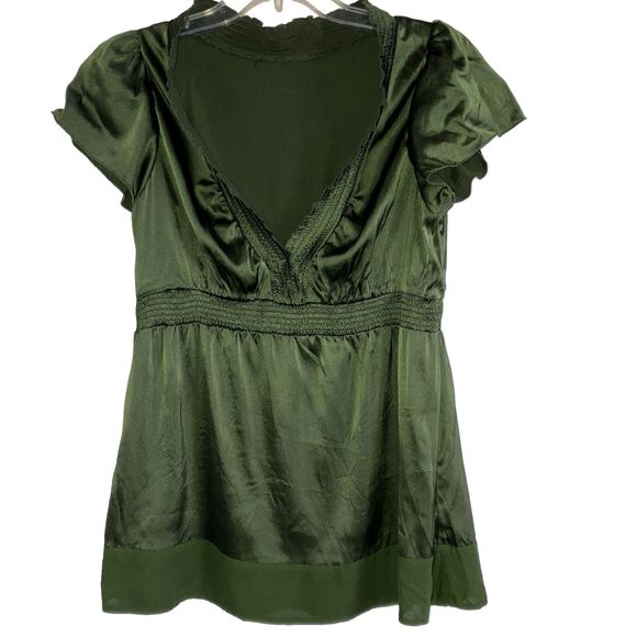 BCBG MAX AZRIA sz M 97% Silk Satin Stretch Tunic Top Olivine Green Ruched Waist - Picture 1 of 4